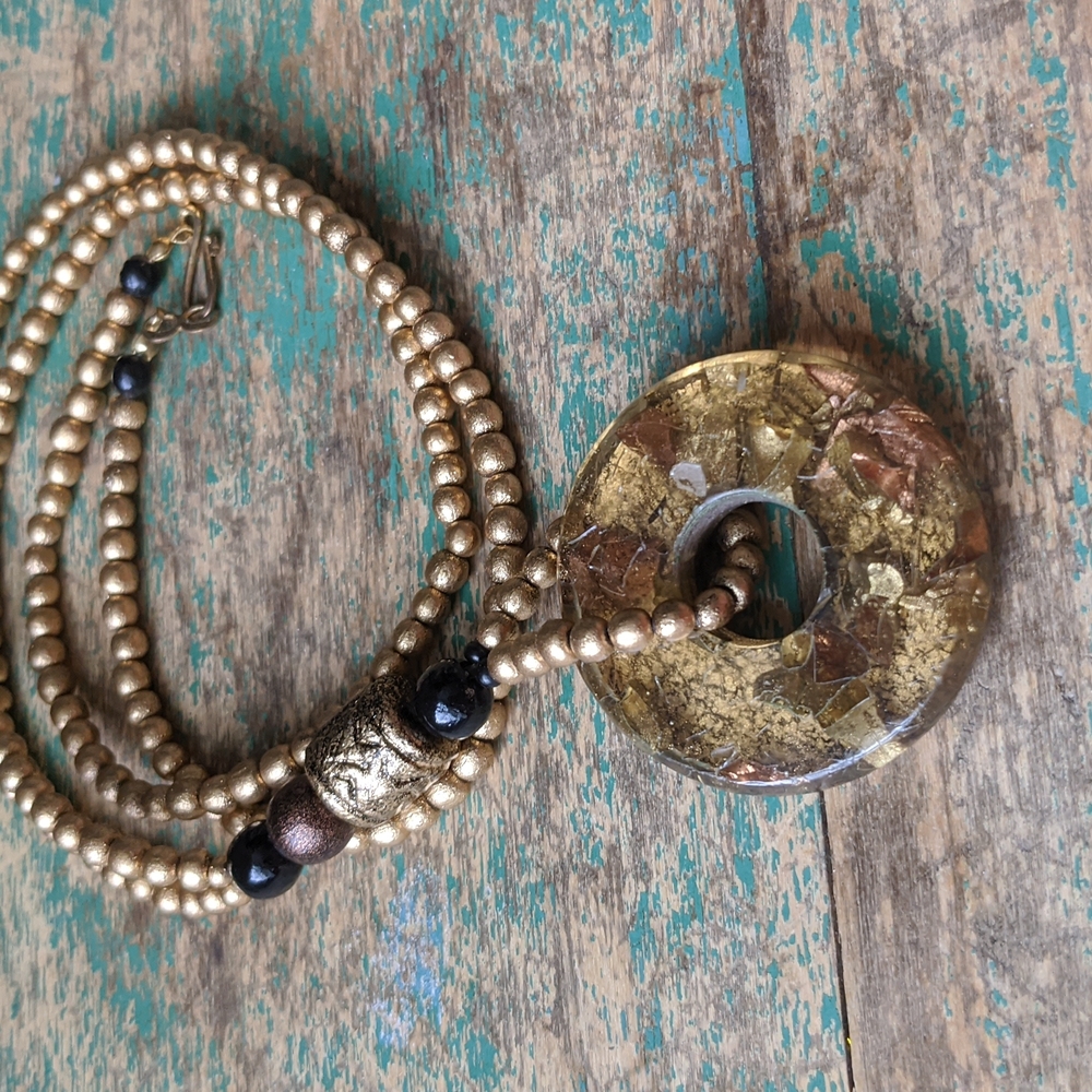 Vintage '80s Metallic Gold and Black Wood Bead and Resin Pendant Necklace